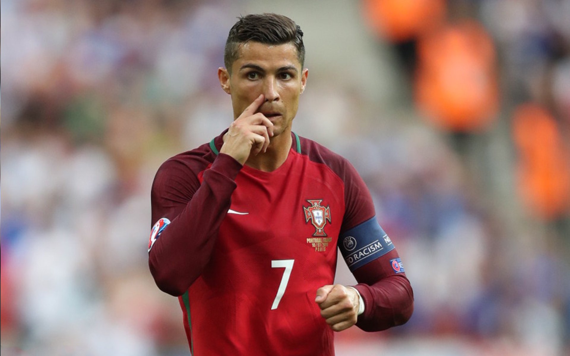 纽卡斯尔联主场3-2险胜布伦特福德,进攻端火力全开,纽卡斯尔联队